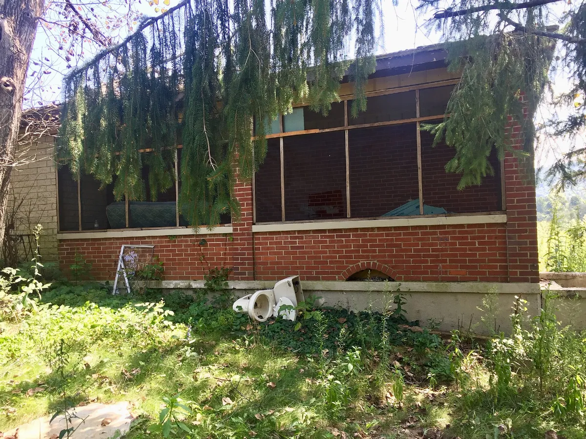 Old Tuckasegee School, Tuckasegee, NC (44221730552)