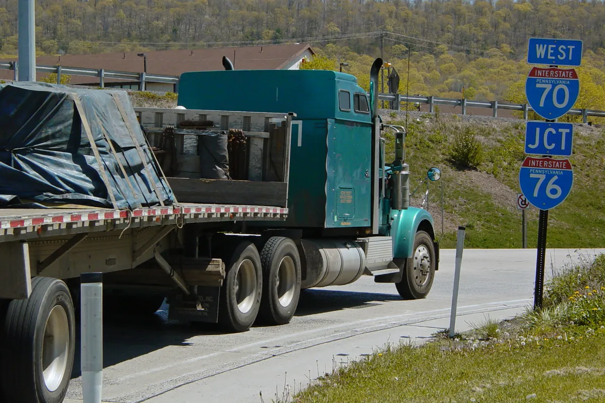 Truck entering the Pennsylvania Turnpike at Breezewood (50967837283)