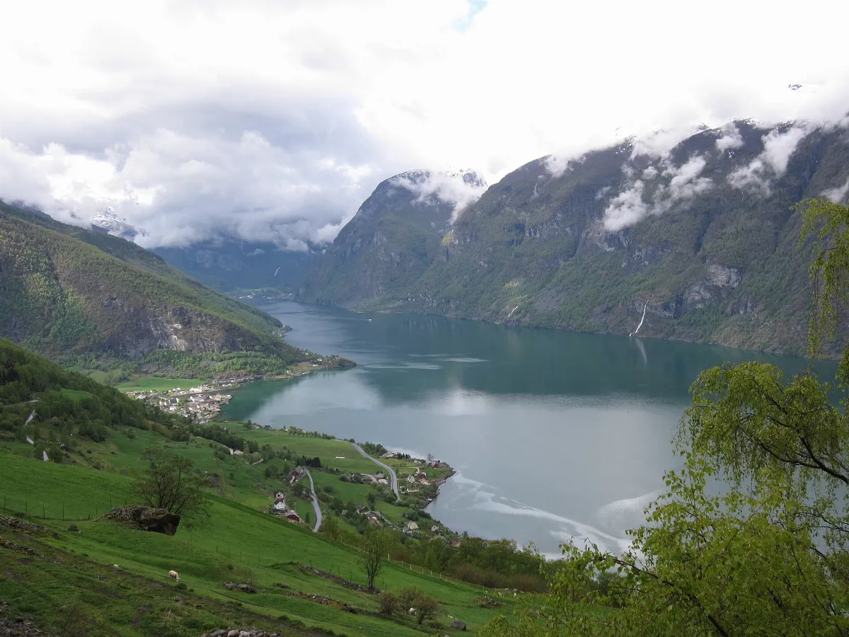 Aurlandsfjellet - The Snow Road