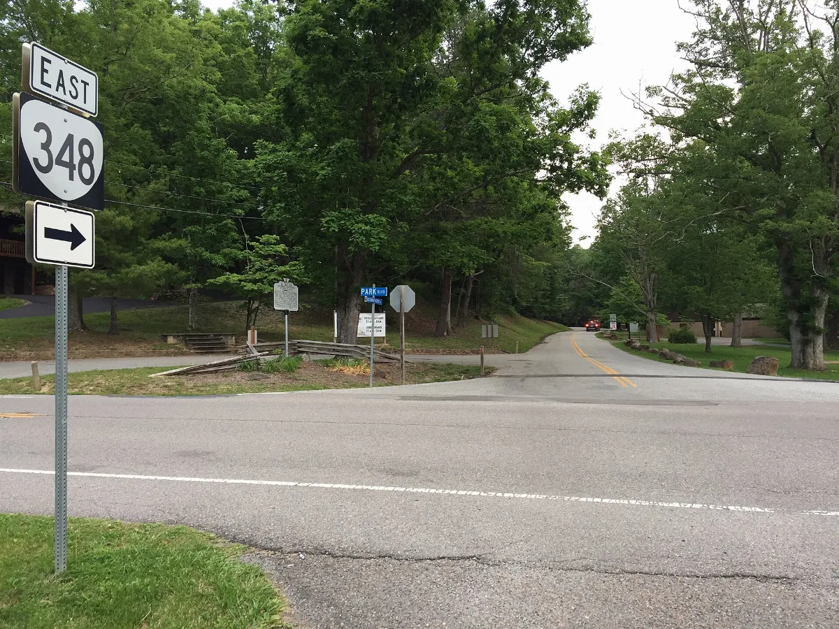 2017-06-12 20 18 36 View east along Virginia State Route 348 (Hungry Mother Drive) at Virginia State Route 16 (Park Boulevard-B F Buchanan Highway) at Hungry Mother State Park in Smyth County, Virginia