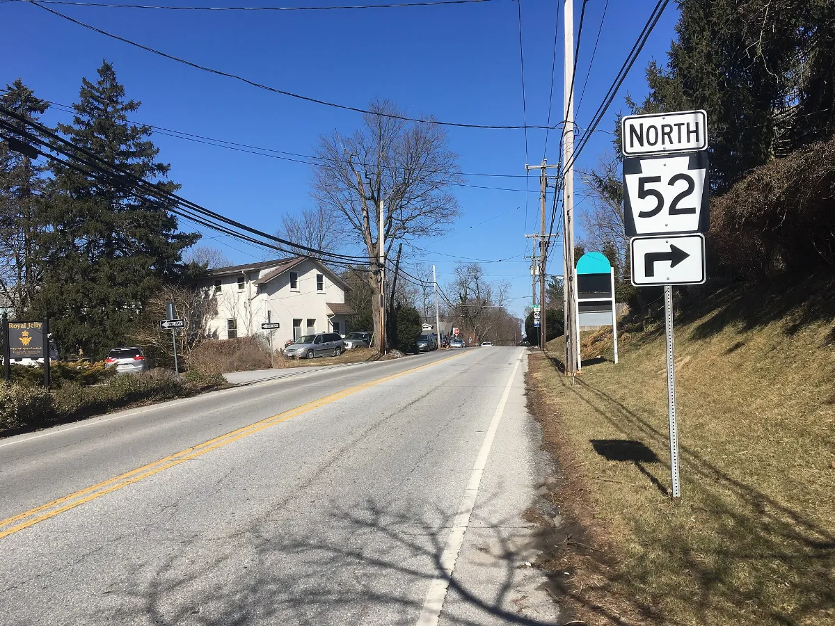 PA 52 NB approaching Price Street