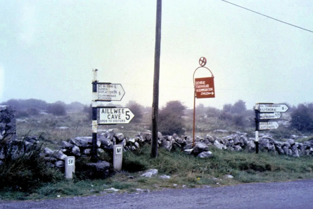 Doonyvardan - 1982 - geograph.org.uk - 2782537