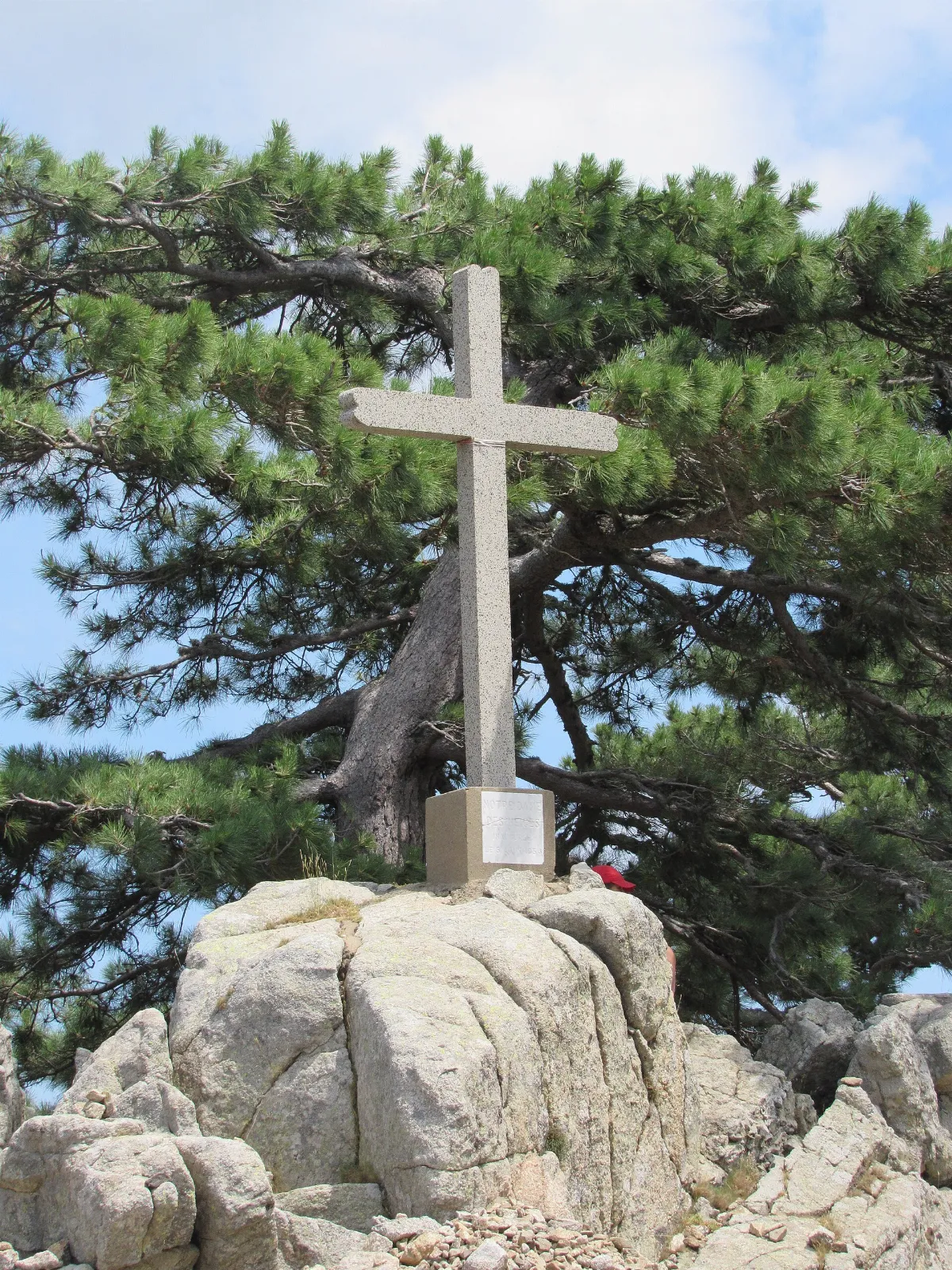 Croix au col de Bavella