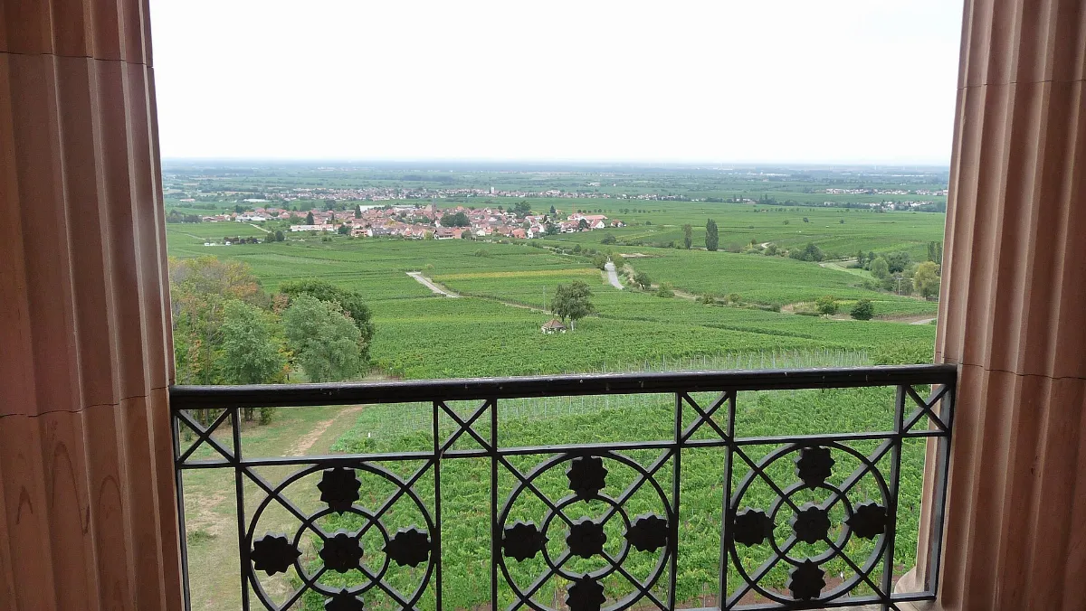 Gezicht op Edenkoben vanuit villa Ludwigshöhe