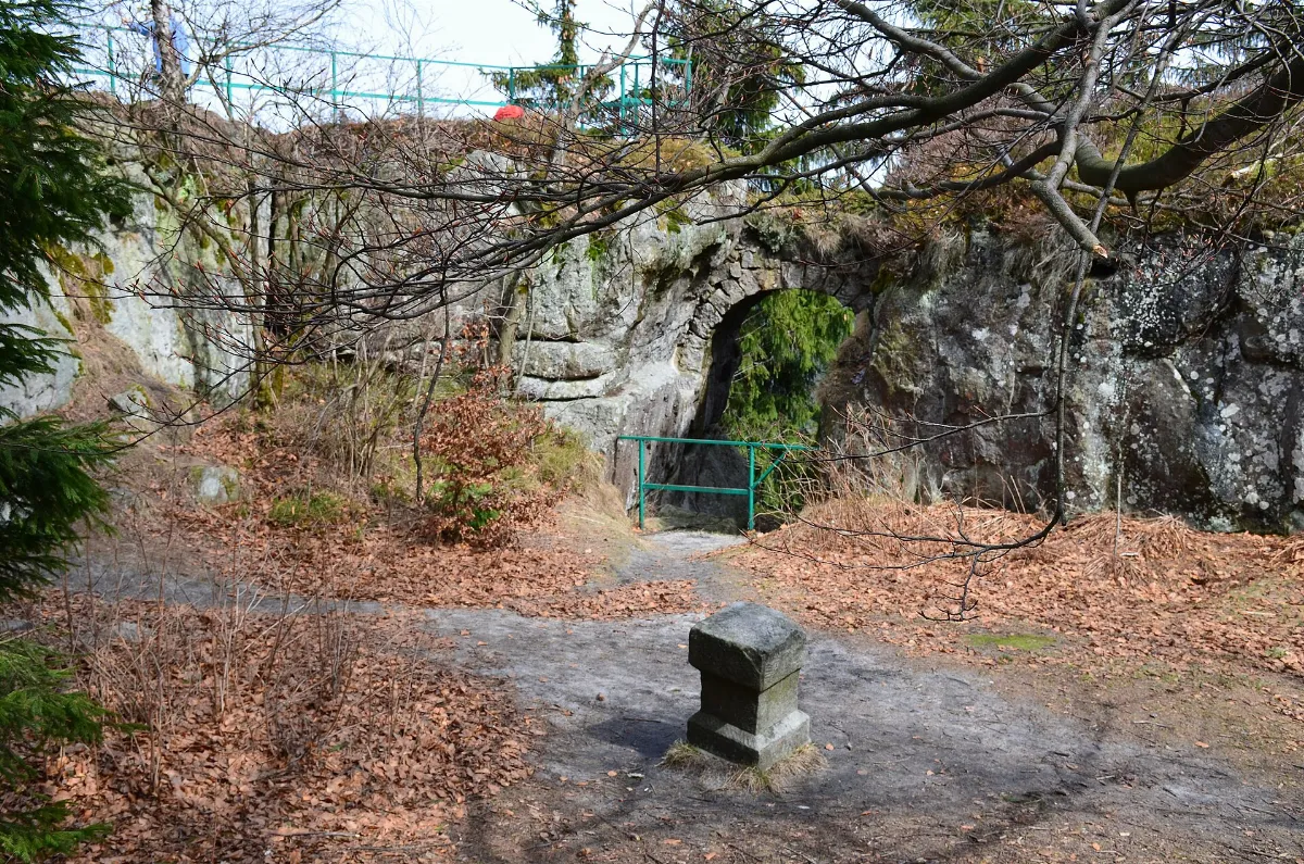 Karlów - fort Karola - panoramio