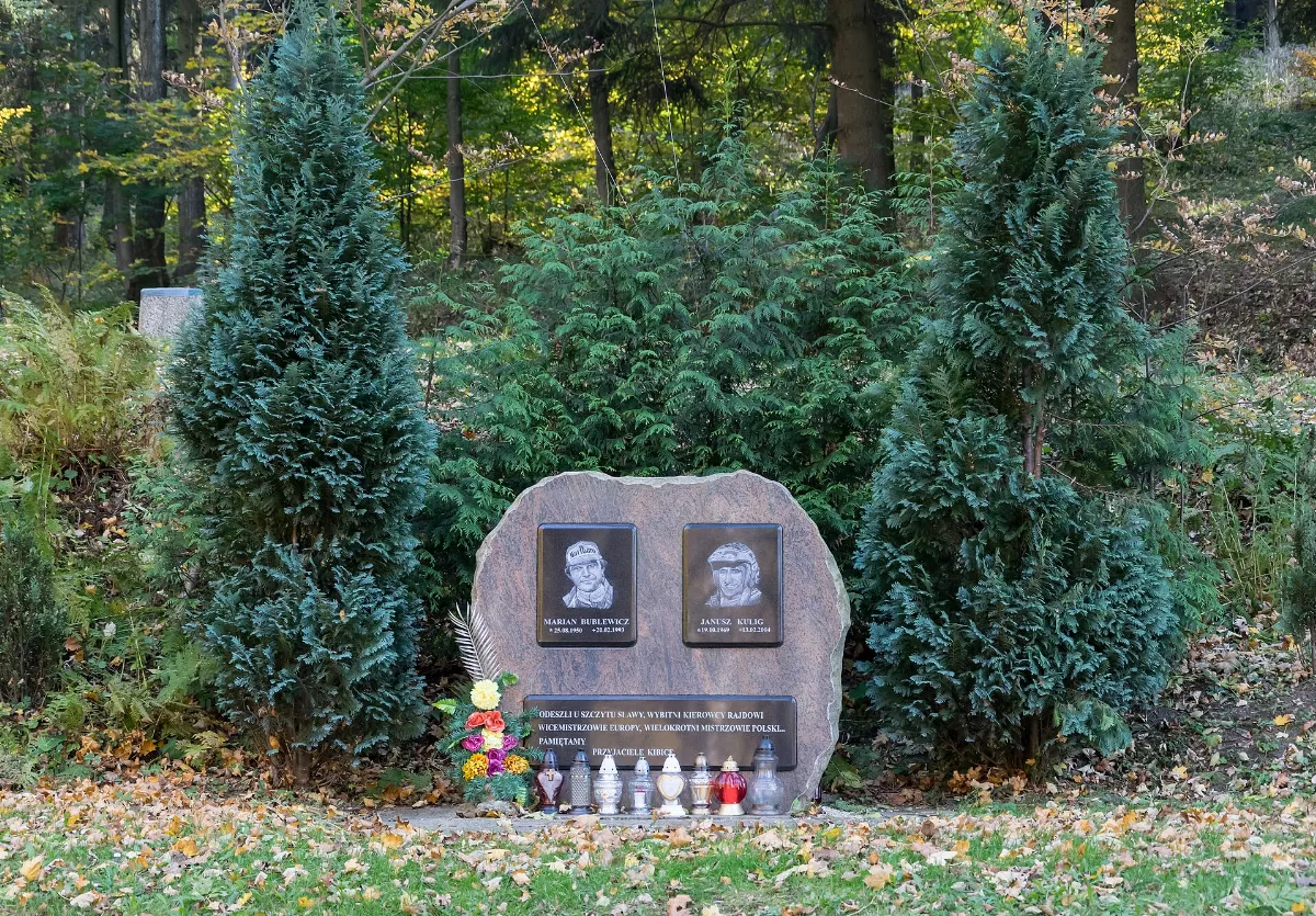 2018 Tablica pamięci Mariana Bublewicza i Janusza Kuliga w Walimiu 1