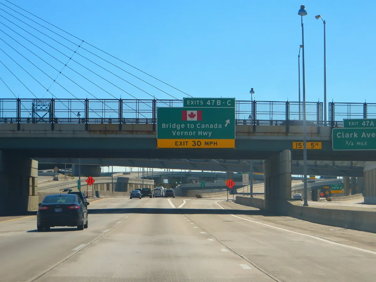 Exit to Ambassador Bridge, Detroit, Michigan (21585686279)