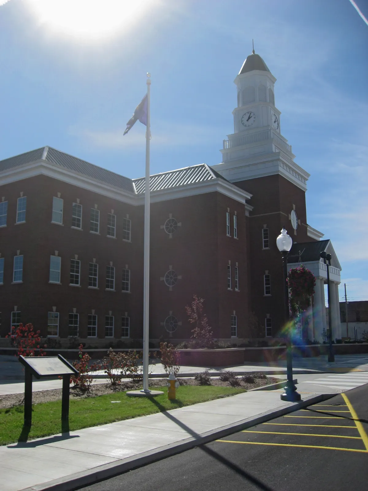 DowntownCampbellsvilleJusticCenter IMG 0960