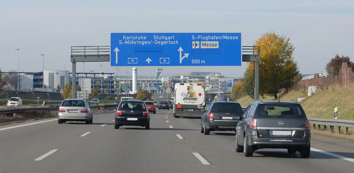 A 8 Anschlussstelle Stuttgart-Flughafen (2009)