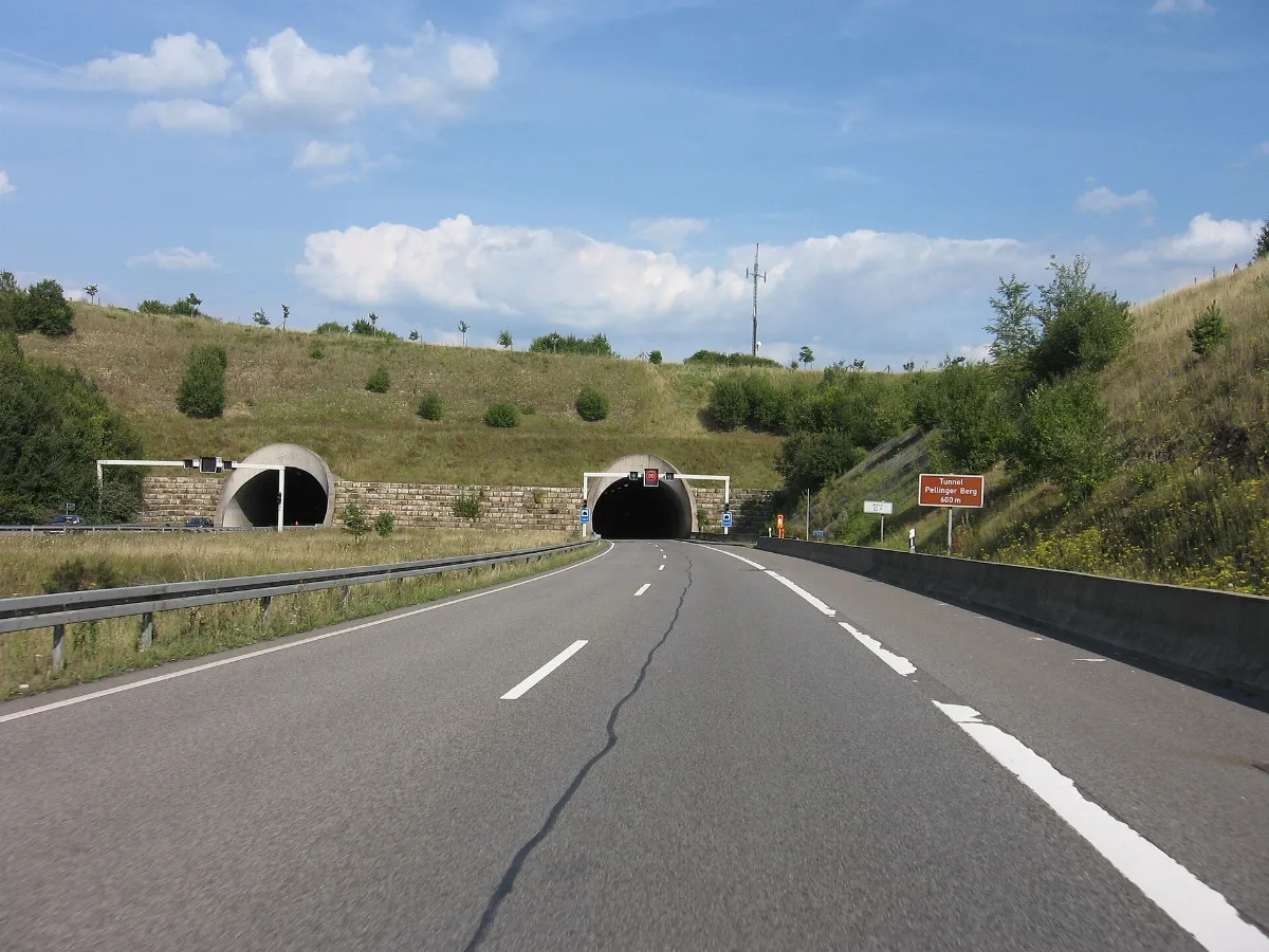 Bundesautobahn 8 - tunnel Perlinger Berg