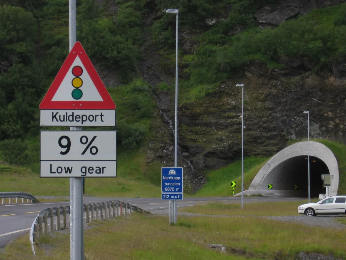 Tunel na wyspe Mageroya