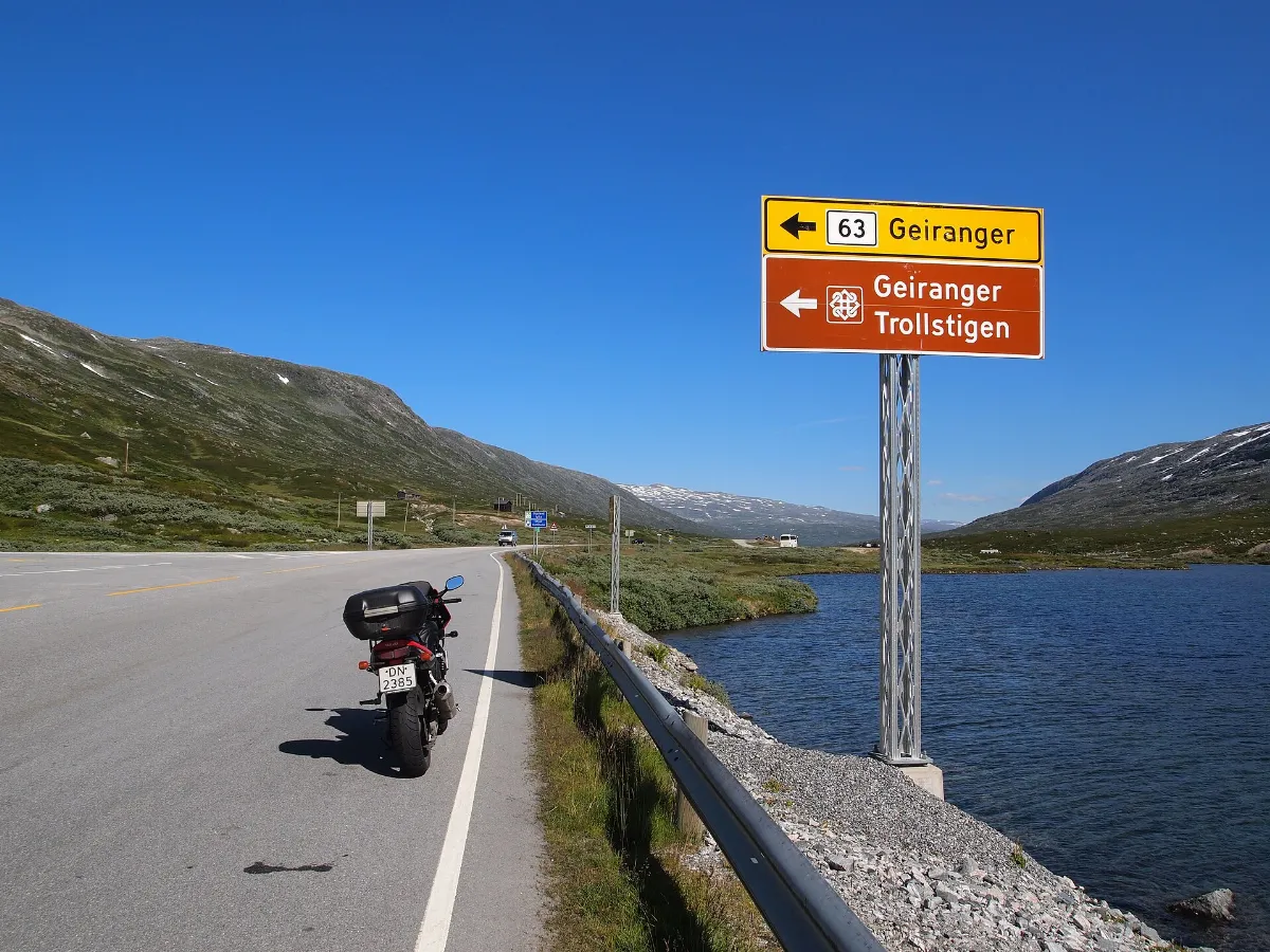 Langvatnet P8122097