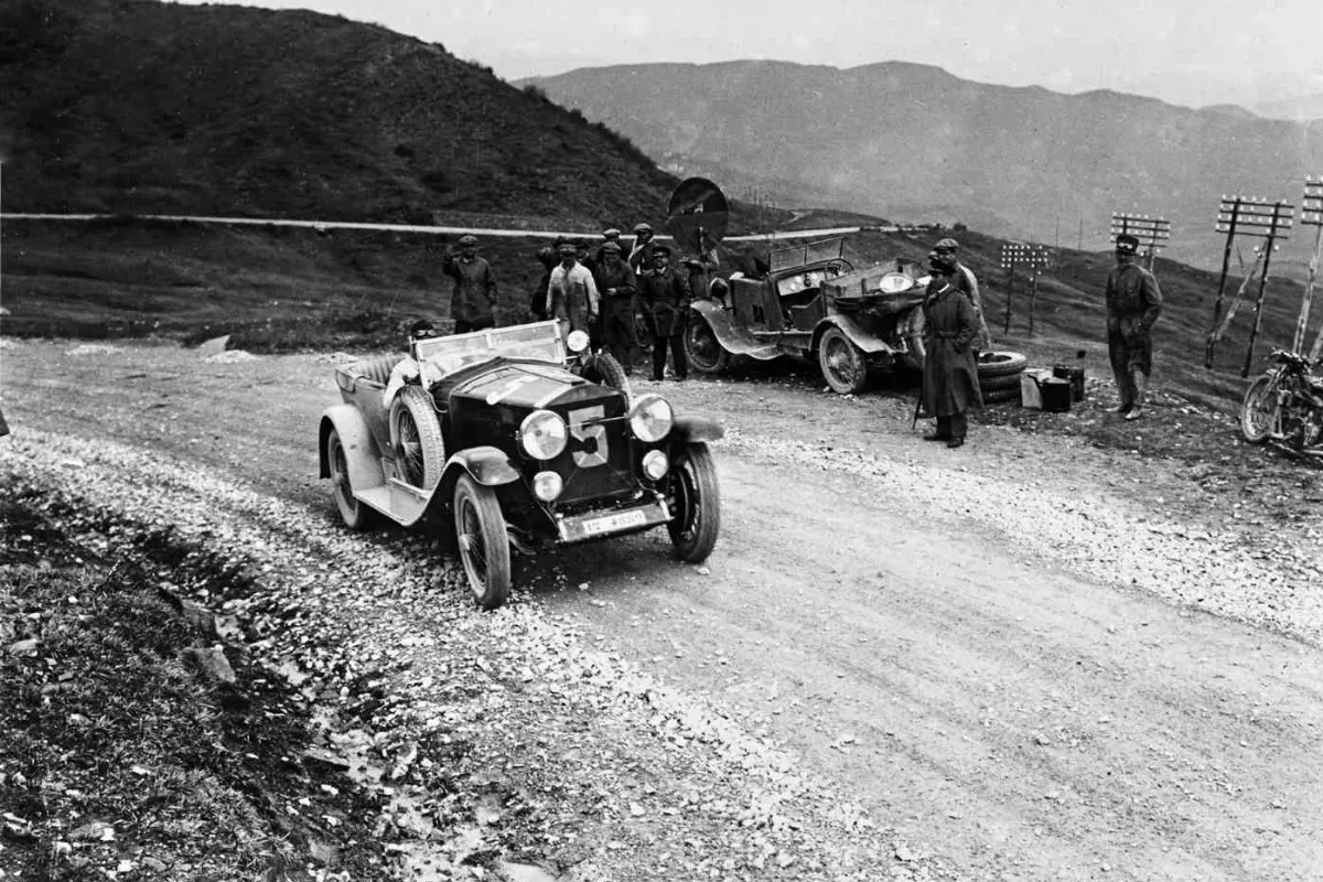 1927-03-27 Mille Miglia Passo Raticosa Isotta-Fraschini Maggi Bindo Maserati