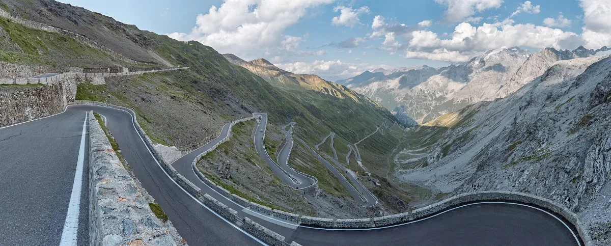 Strada statale 38 dello Stelvio - Stelvio, Bolzano, Italia - 11 Agosto 2025 02