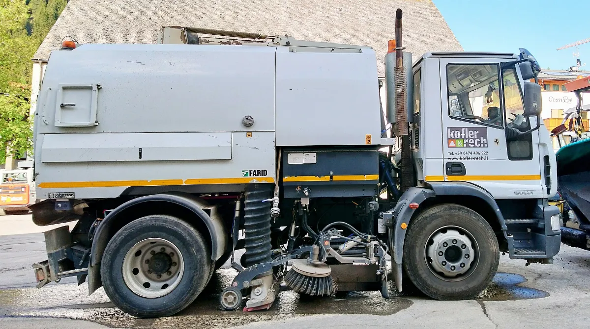 Street sweeper in Italy