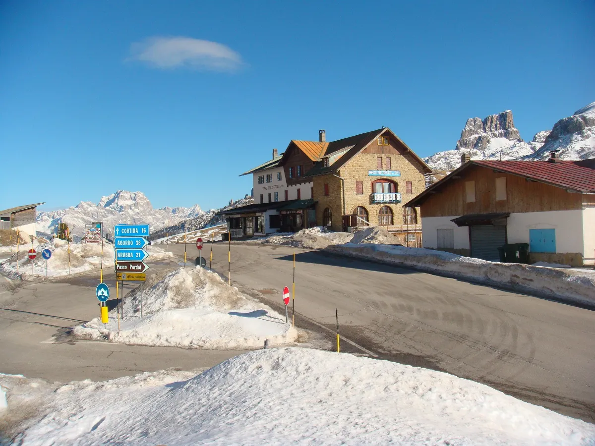 Passo Falzarego am 27.02.2012