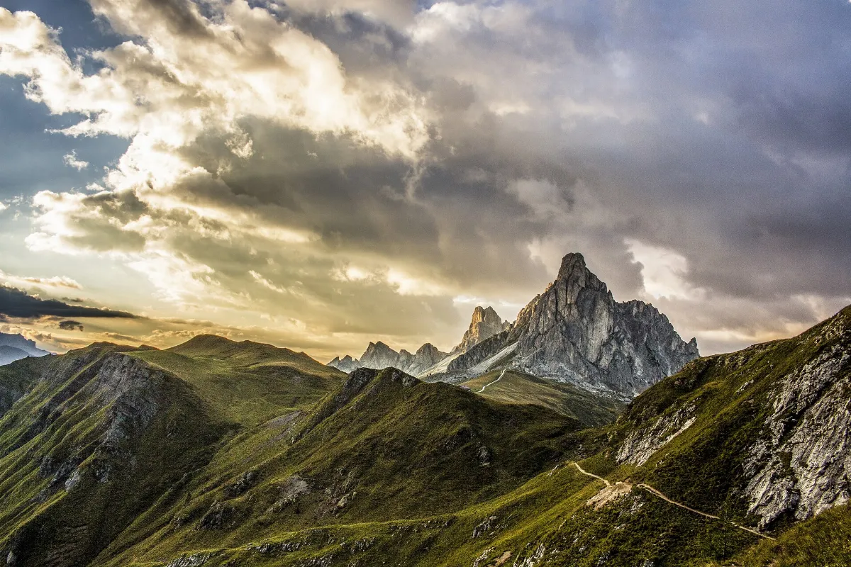 Ultime luci a Passo Giau