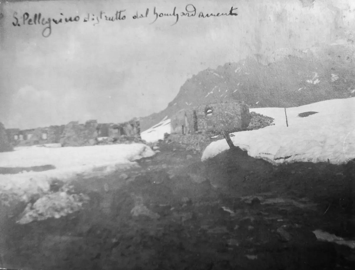 S. Pellegrino distrutto dal bombardamento (1915)