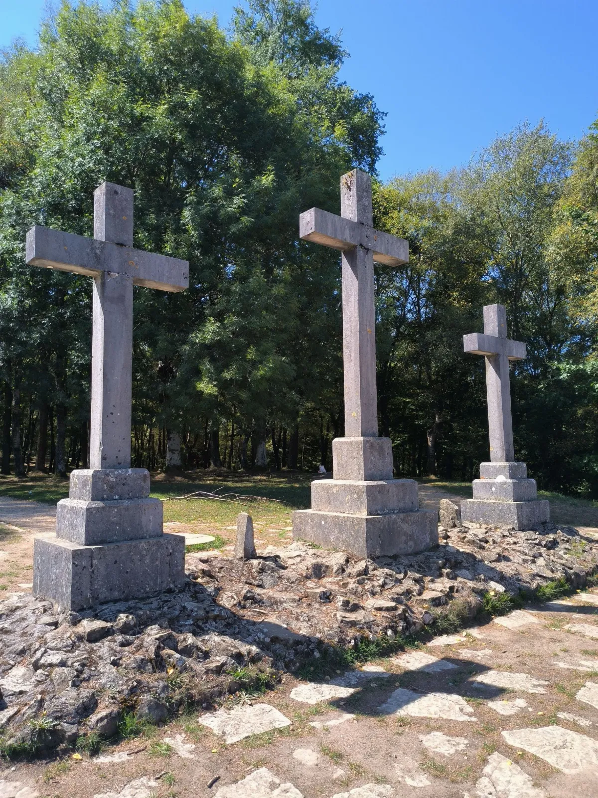 Urkiola, hiru gurutzeen begiratokia - Las Tres Cruces (Urkiola) - Tagzania - 1787482304000