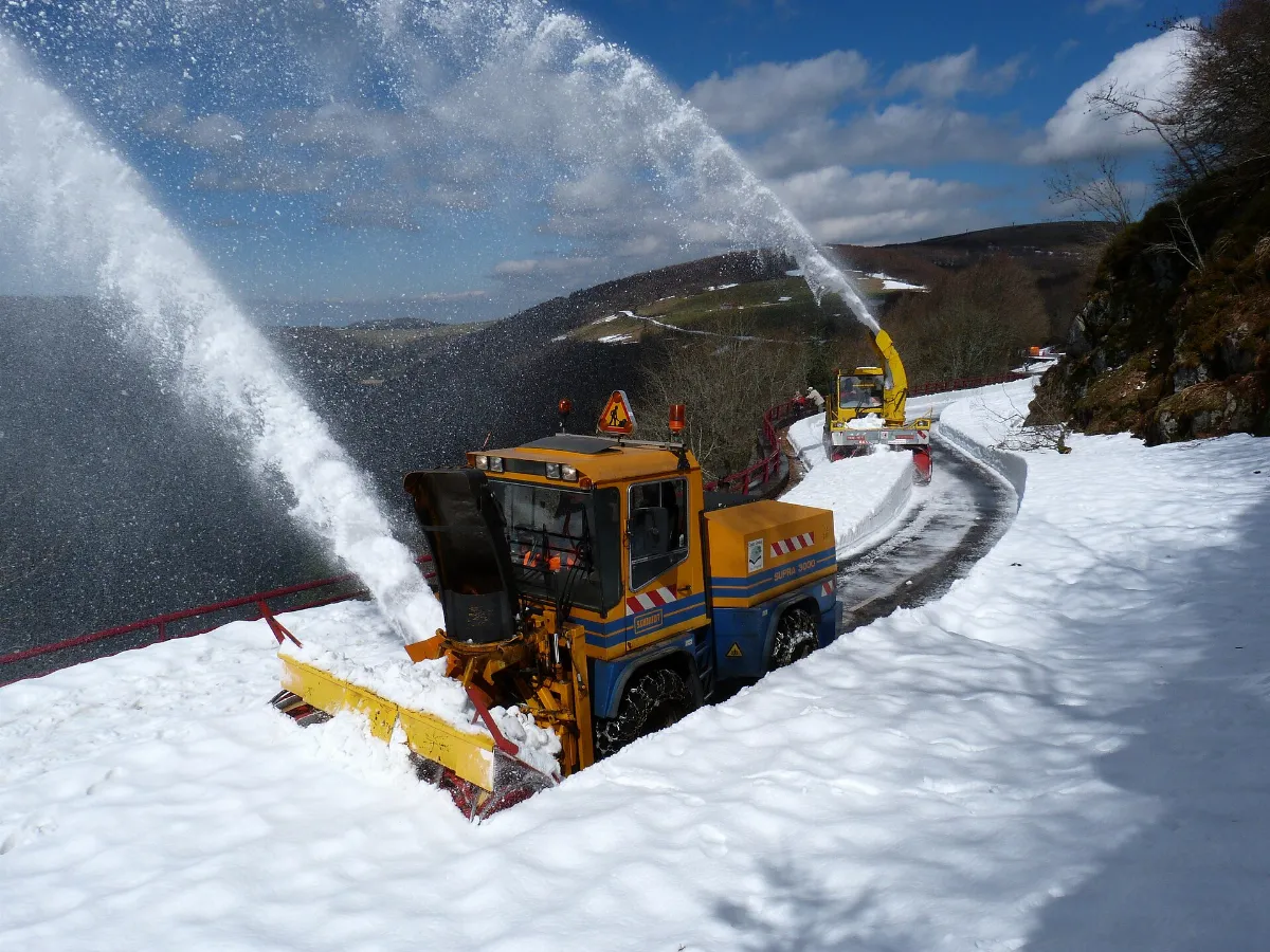 Déneigement de la route des Crêtes 1