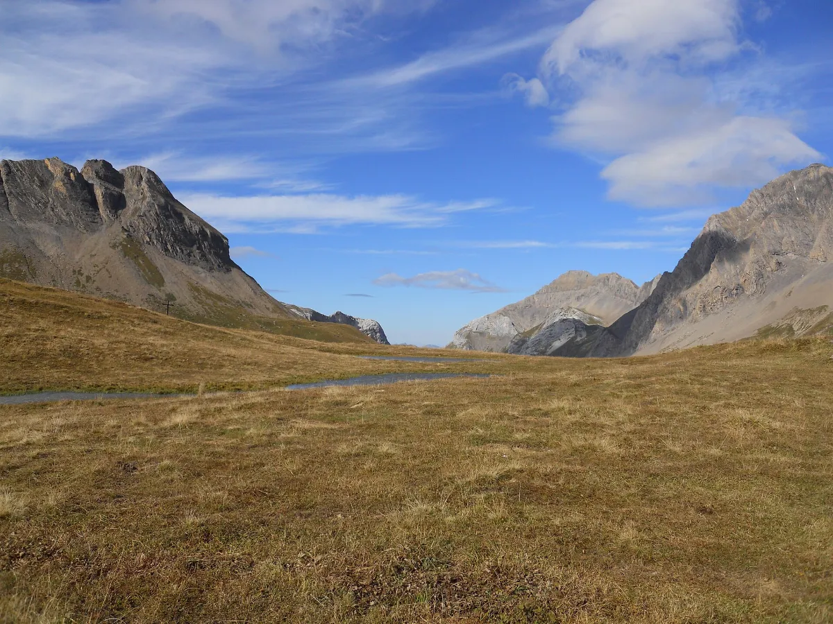 Col du Sanetsche's area sight toward "Spitzhorn" - panoramio