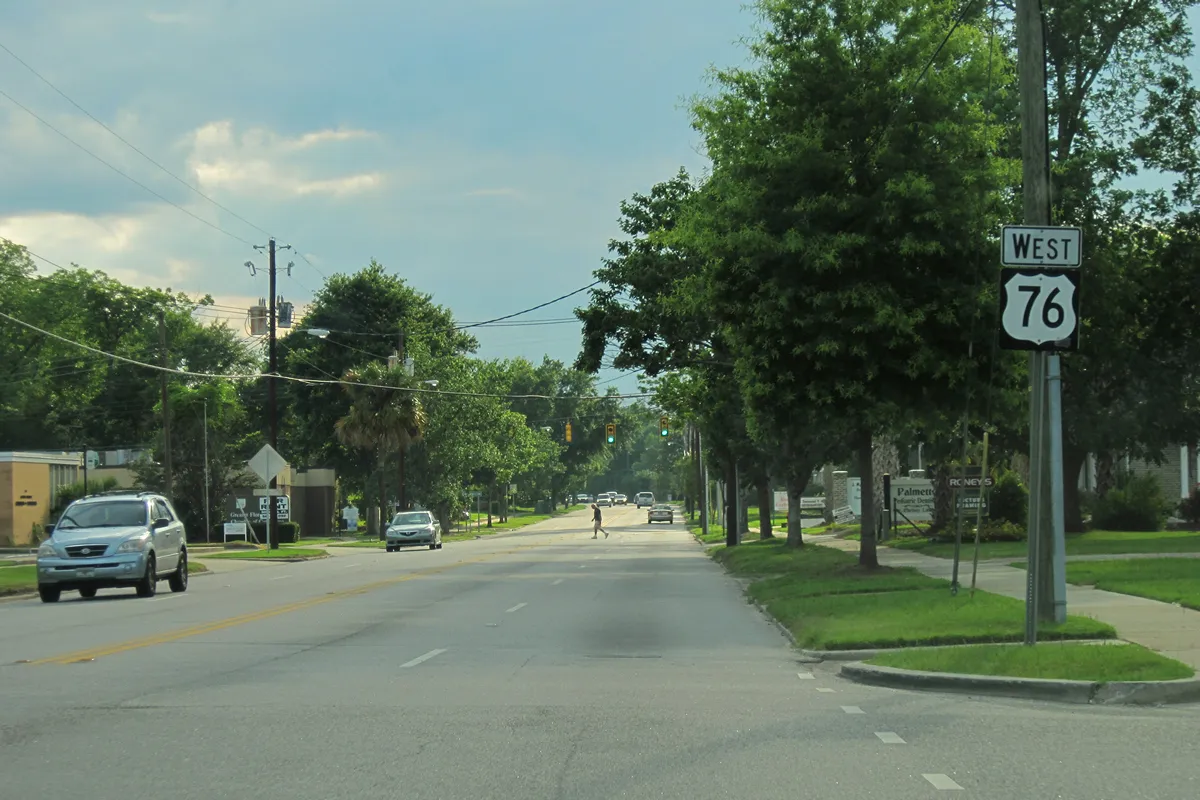 US76wRoadSignFlorenceSC (28883708953)