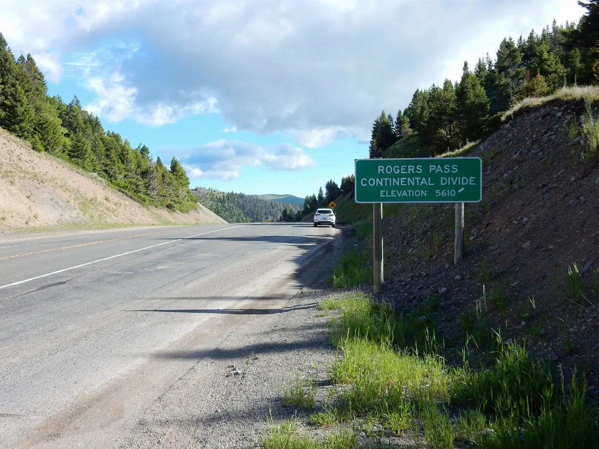 SR-200
