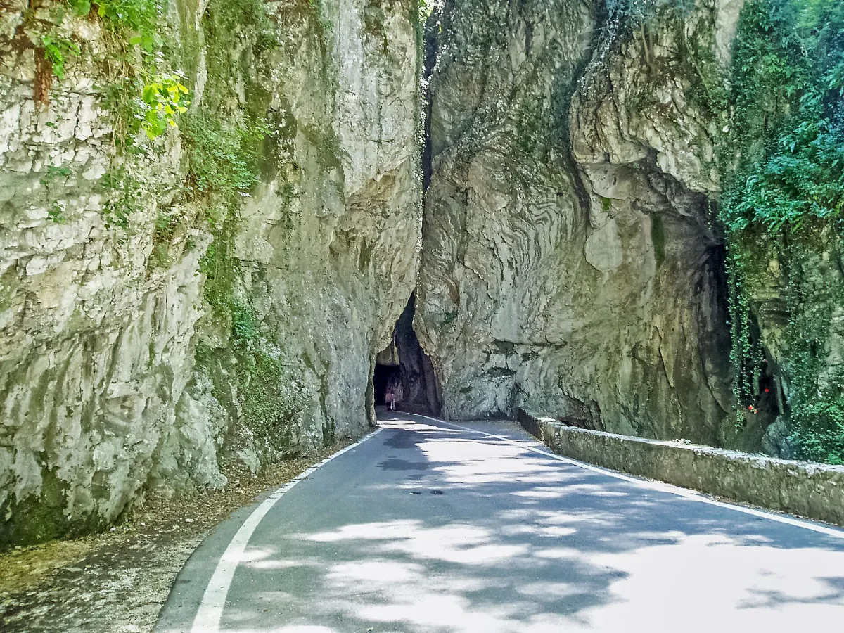 Ingresso della Forra a Tremosine b