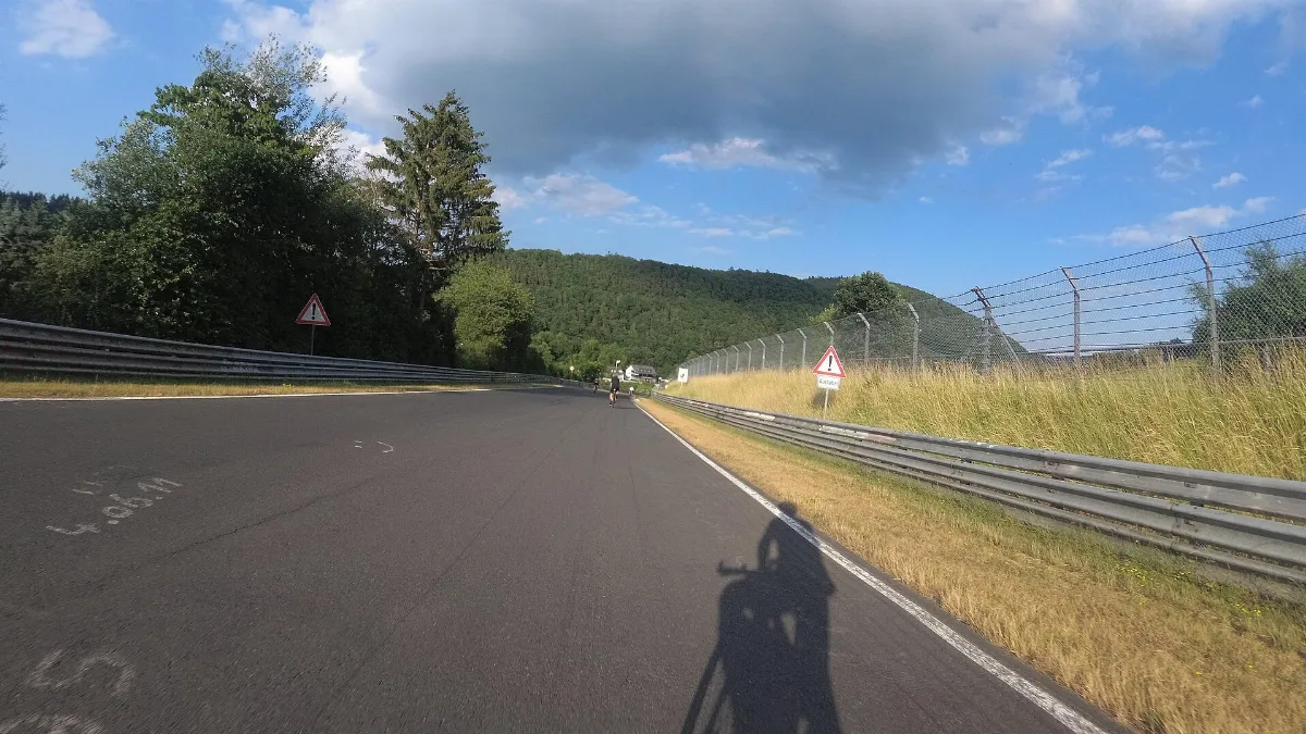 Mapillary (1437773810345117, sKYaqoPxdmTcnteR38l1WU) (teddy73) 2023-06-24 17H29M19S000