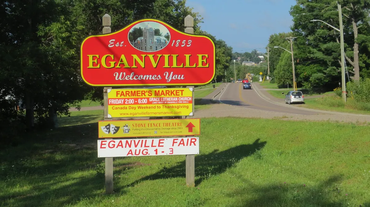 Eganville-sign-2014 01