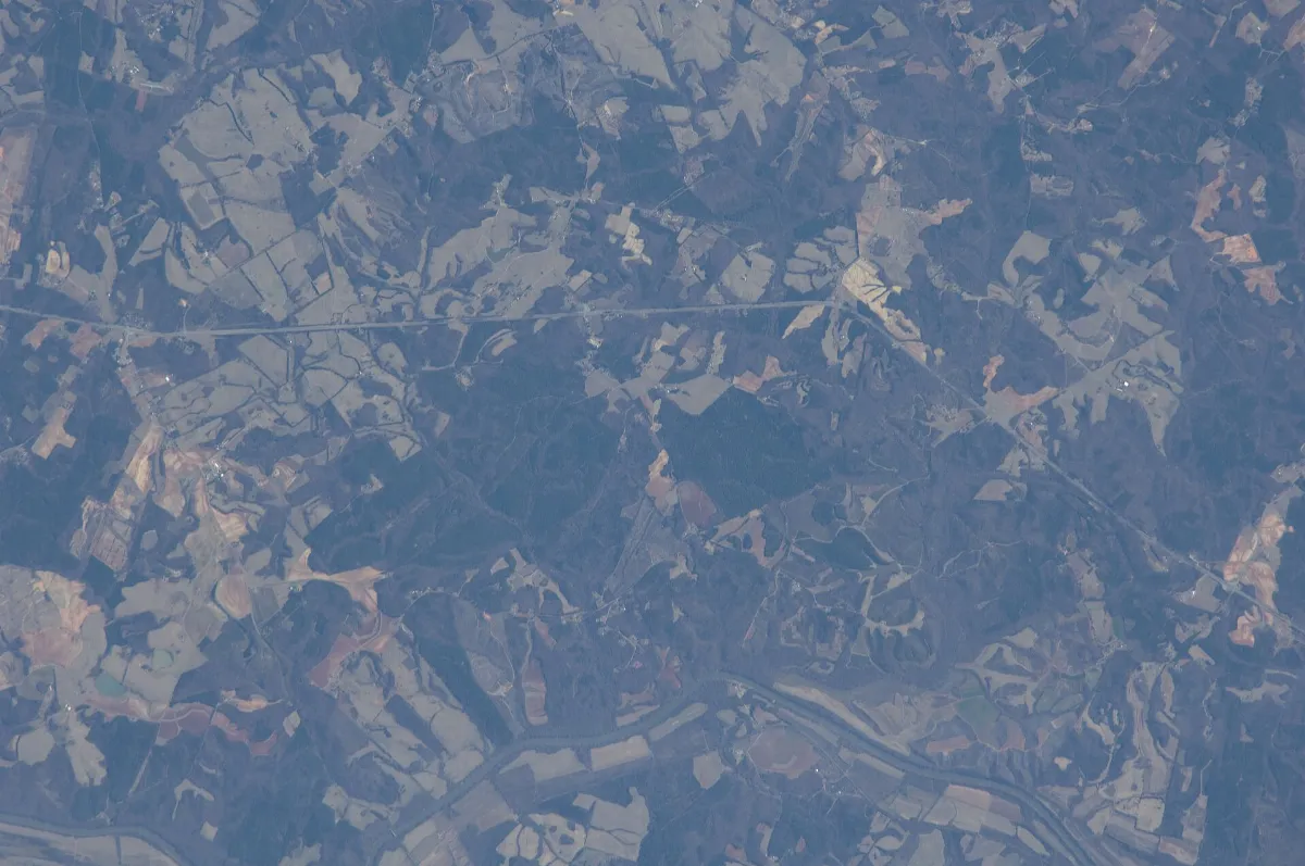 ISS018-E-33119 - View of Earth