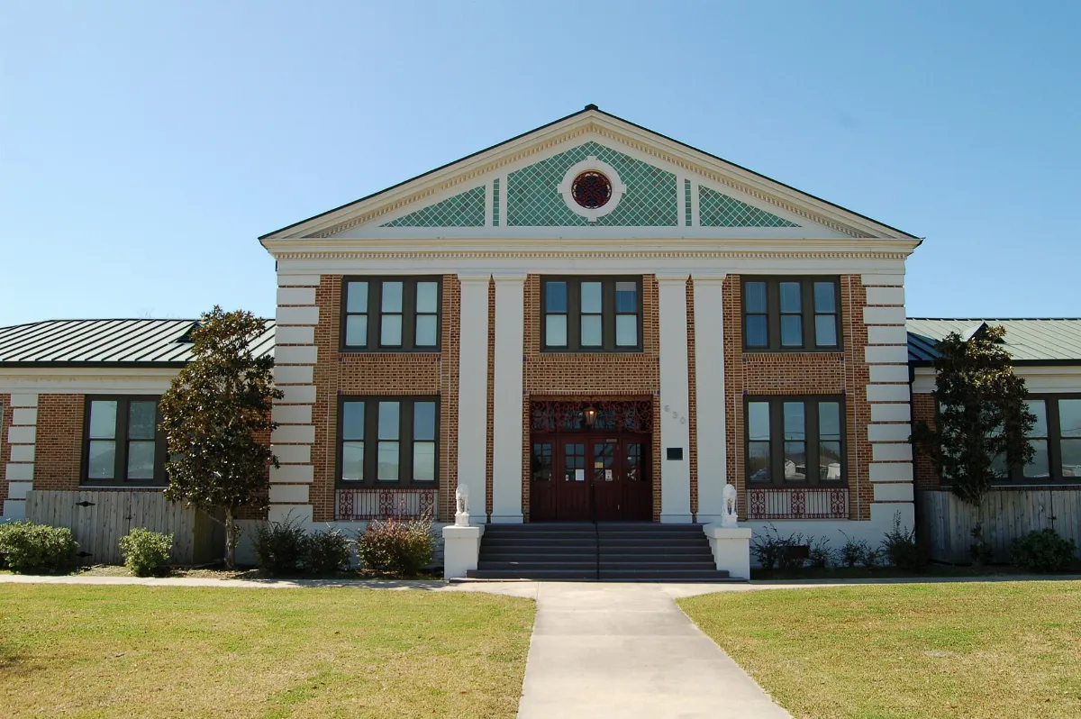 Golden Meadow School