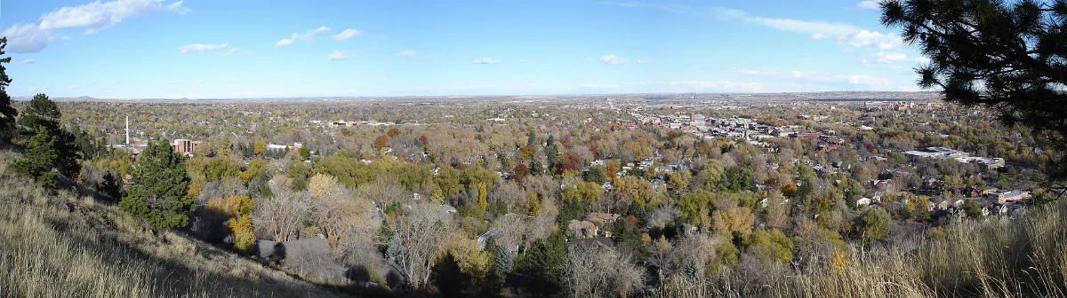 Boulder from Red Rocks Park - panoramio