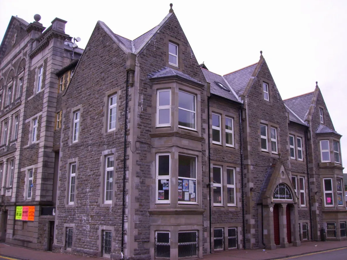 Parc and Dare Hall