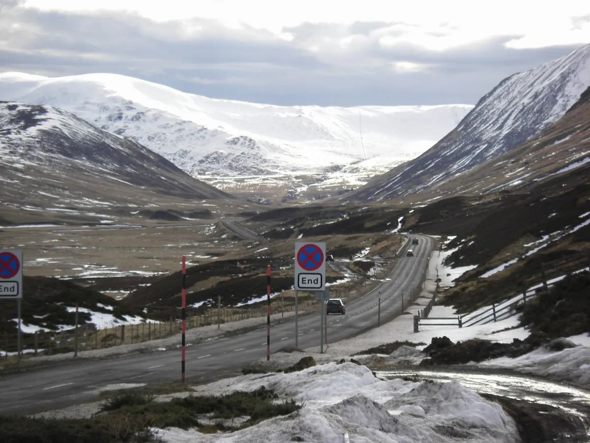 A93 by Devil's Elbow - geograph.org.uk - 2906911
