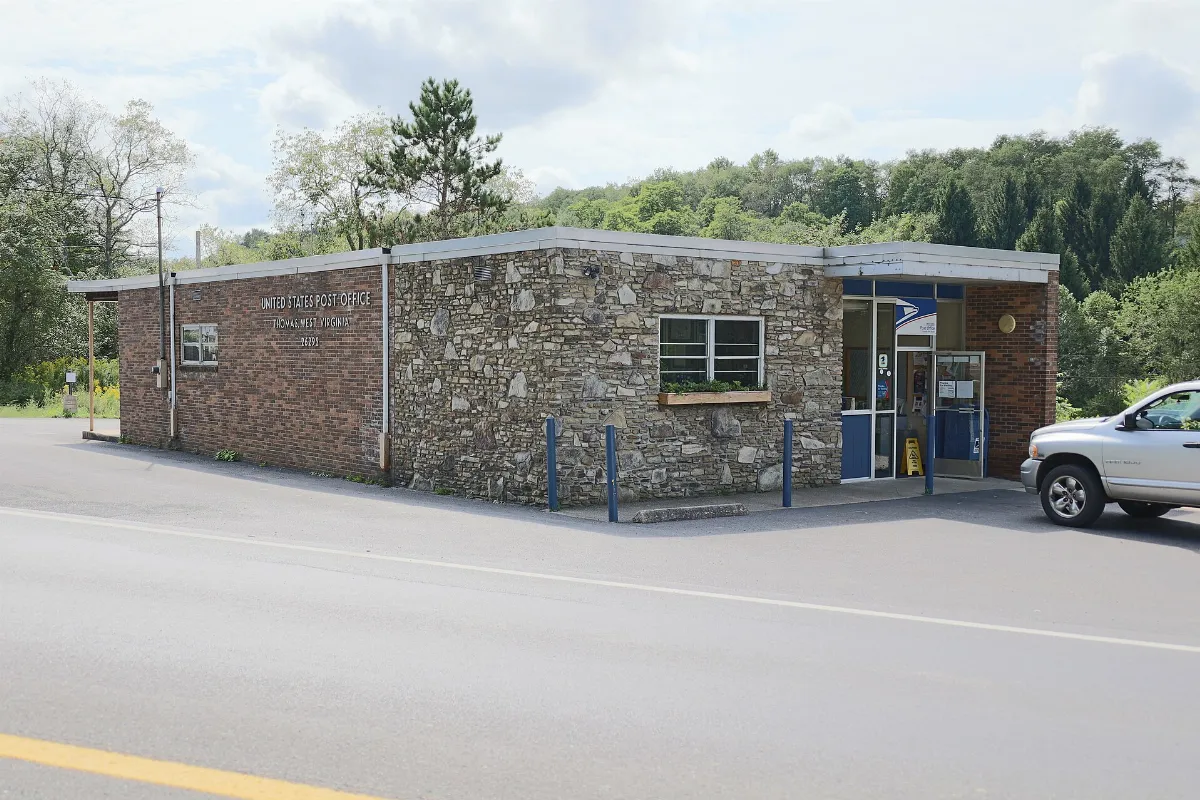 Thomas, West Virginia Post Office 2020