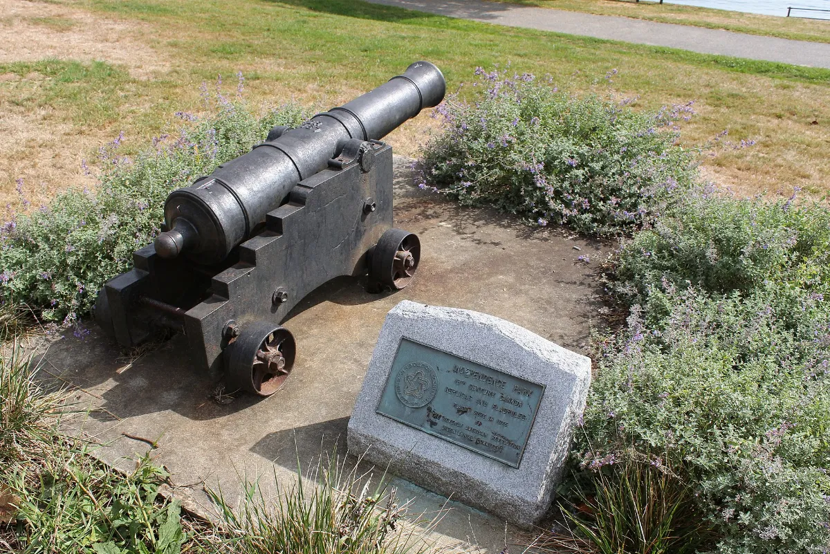 Independence Park, Lothrop St, Beverly (493804) (11672247803)