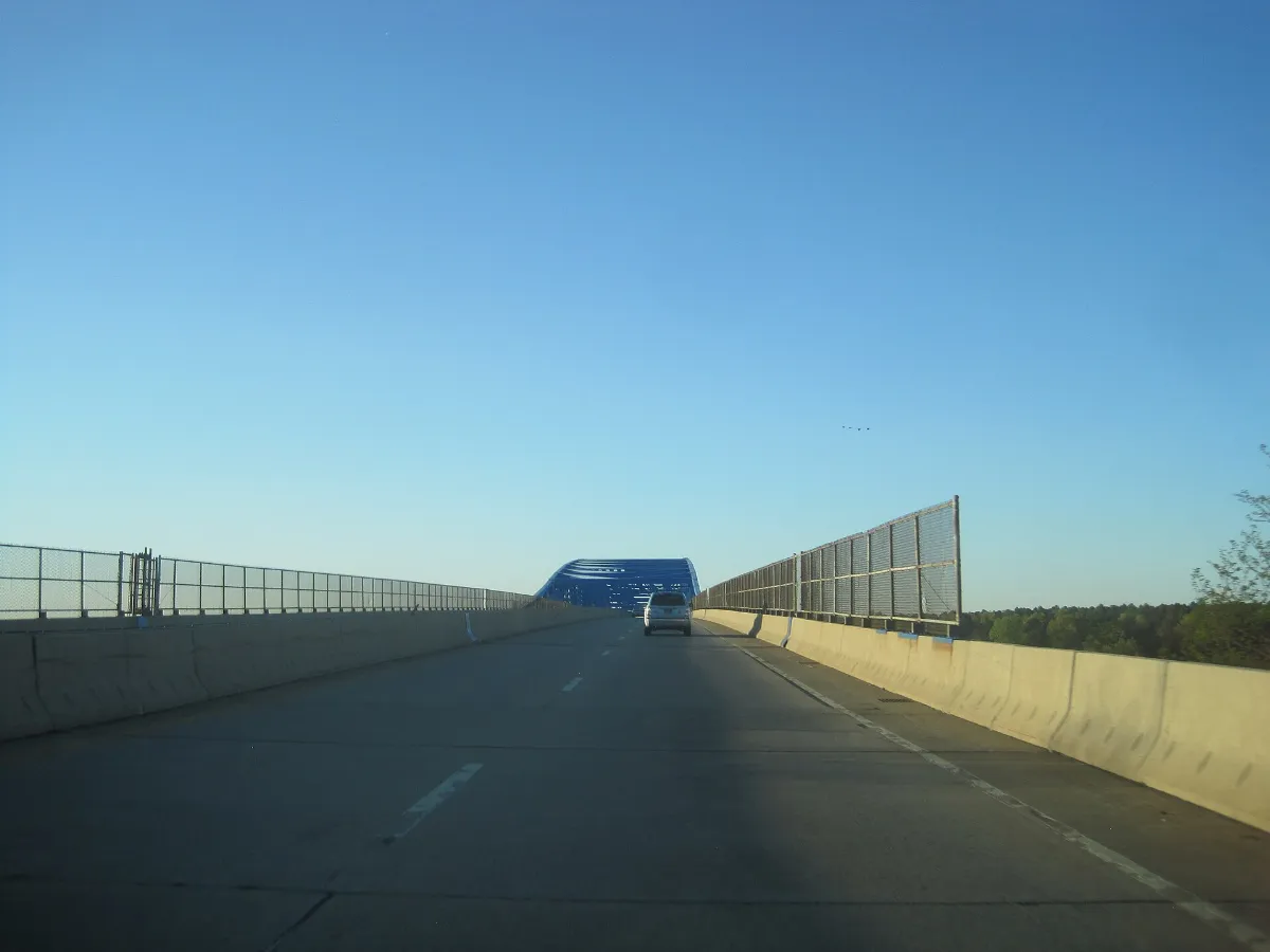 Summit Bridge (Delaware) nb (2), April 2024