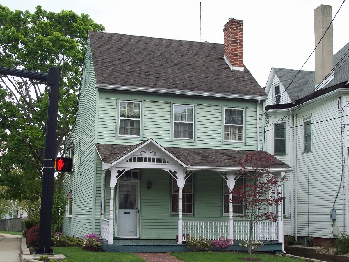 Baily House Apr 10