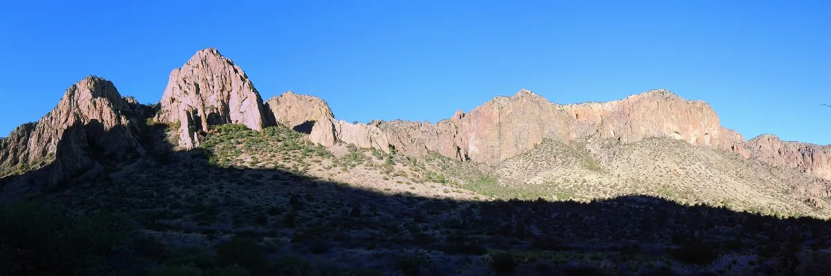 Chisos Mountains - panoramio (1)