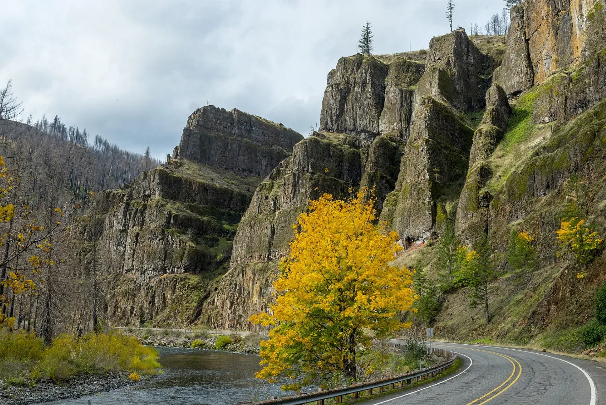 The Clackamas River