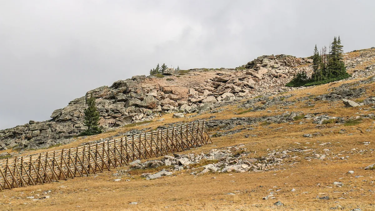 MK01005 Powder River Pass