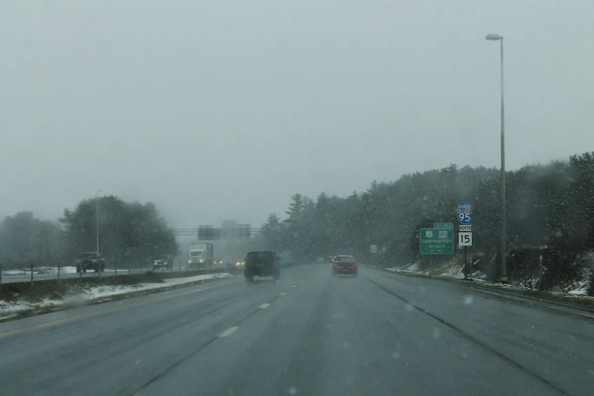 Int95nMEsnowing-MM183-Int95ME15signs (34432154644)