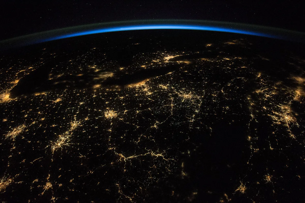 ISS043-E-243509 - View of Earth