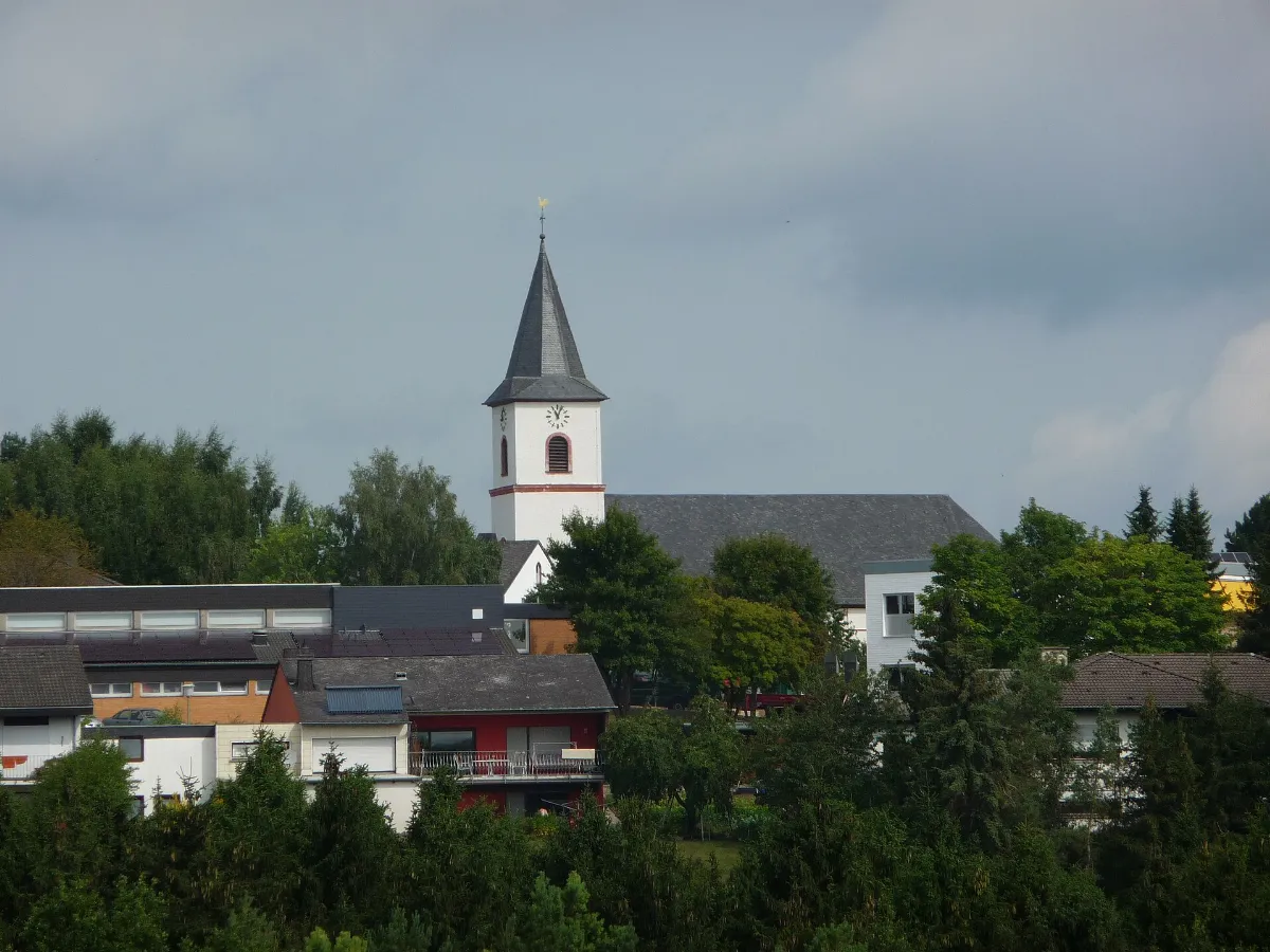 Kirche in Üxheim - panoramio