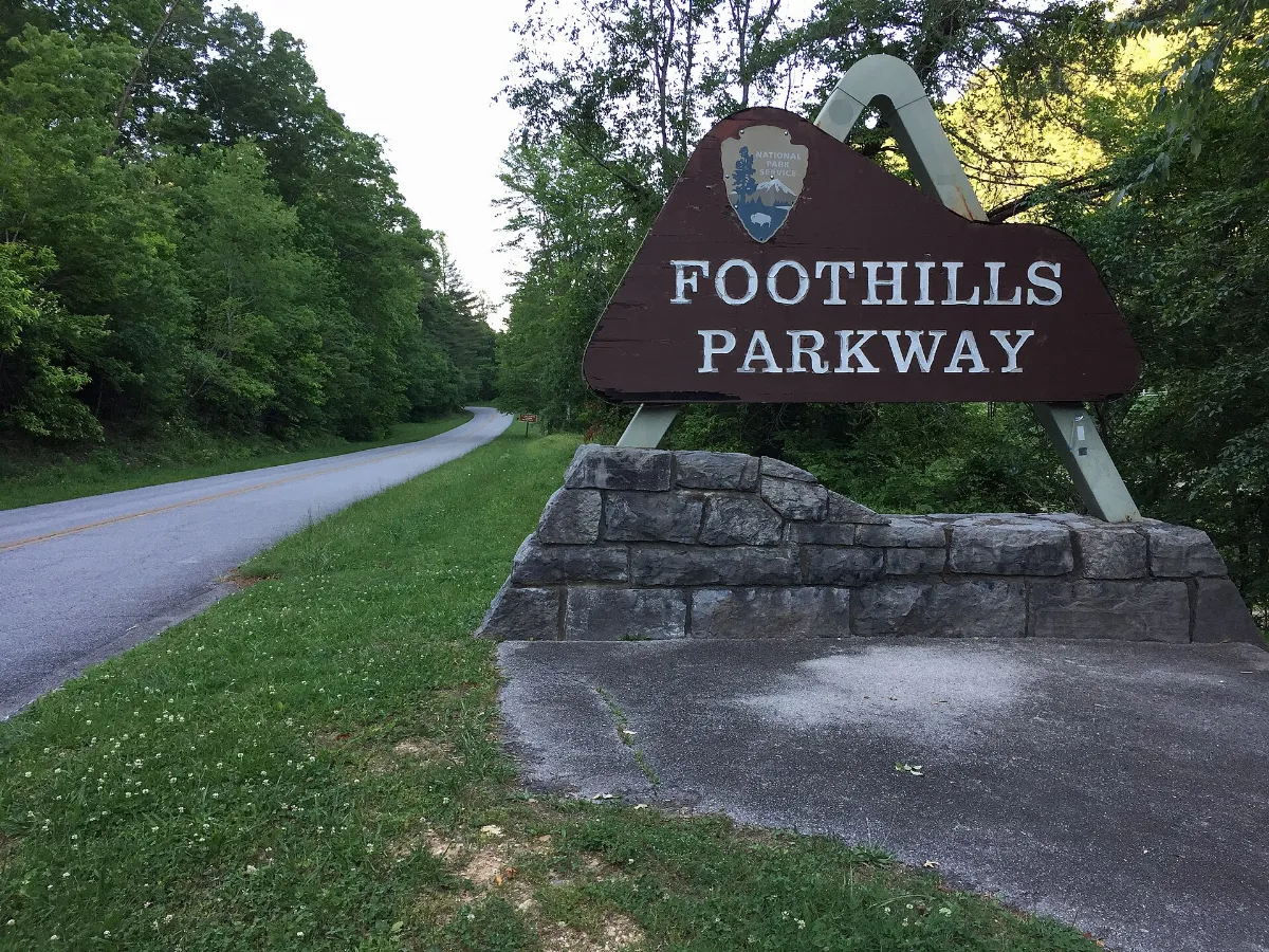2017-05-17 19 20 16 Sign at the southwest end of the Foothills Parkway within Great Smoky Mountains National Park, in Blount County, Tennessee