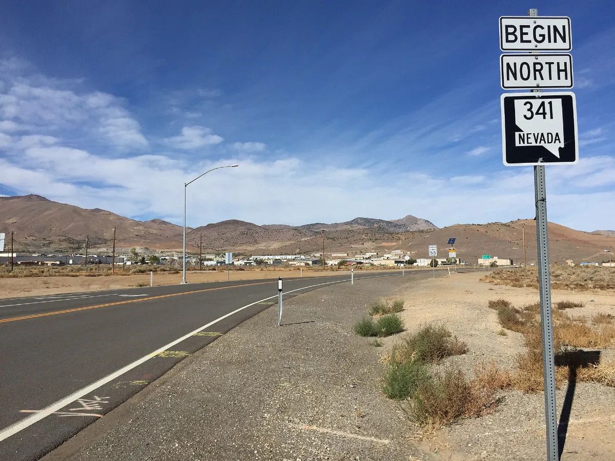 2015-10-30 13 14 58 View north from the south end of Nevada State Route 341 (Virginia City Highway) in Mount House, Nevada
