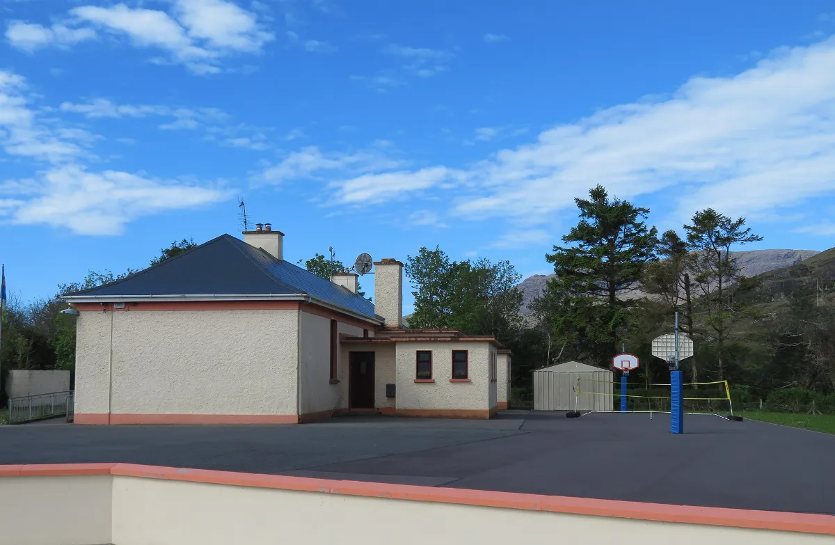 Ardrigole school - geograph.org.uk - 7779367