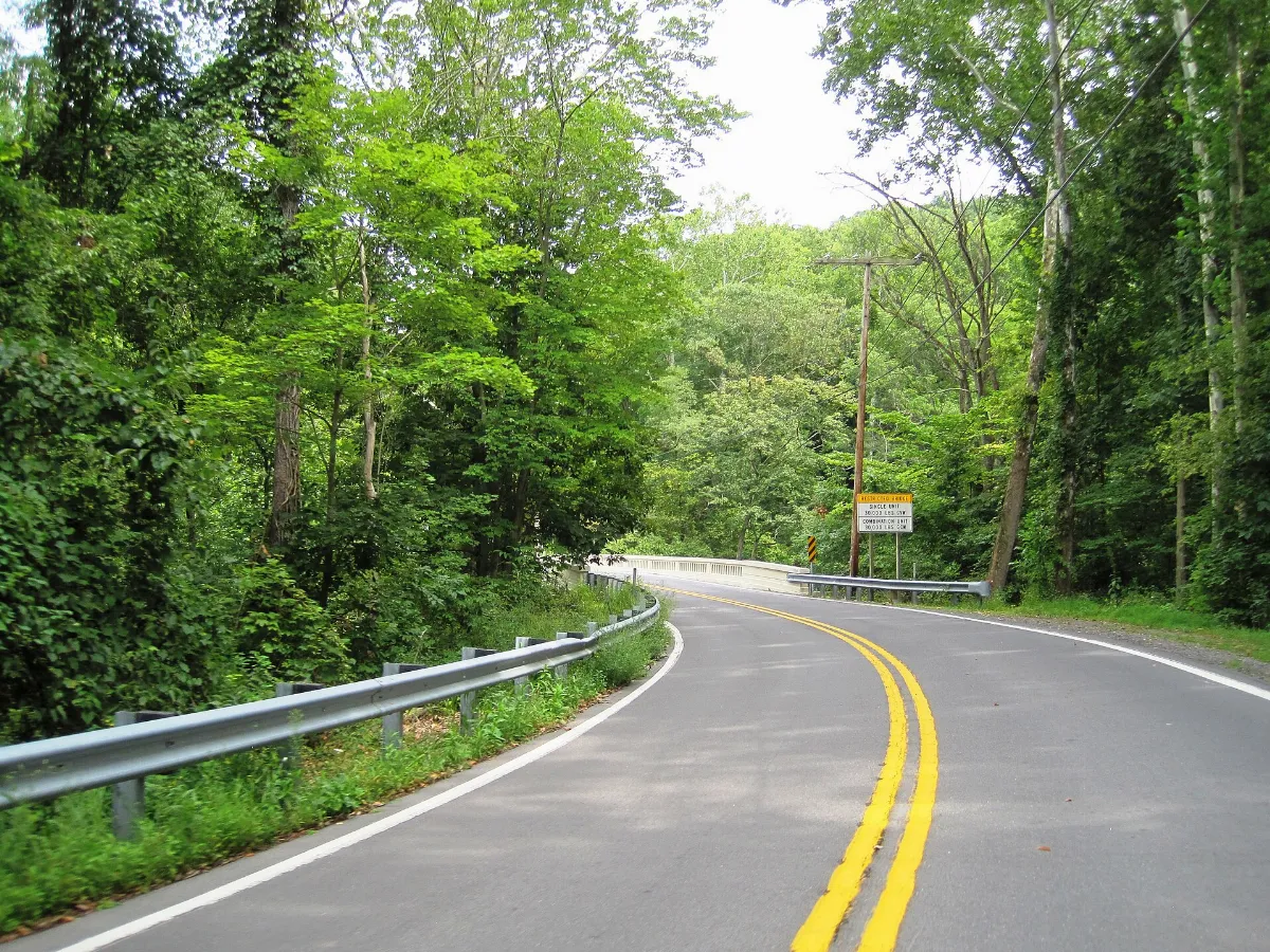 The Historic National Road (Alternative)