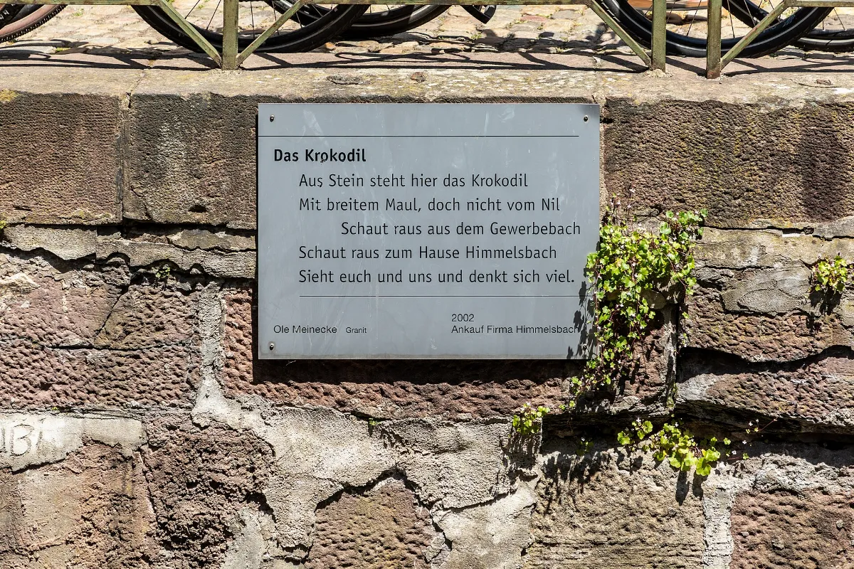 Freiburg im Breisgau, Gewerbekanal, Krokodil, Informationstafel -- 2025 -- 8115